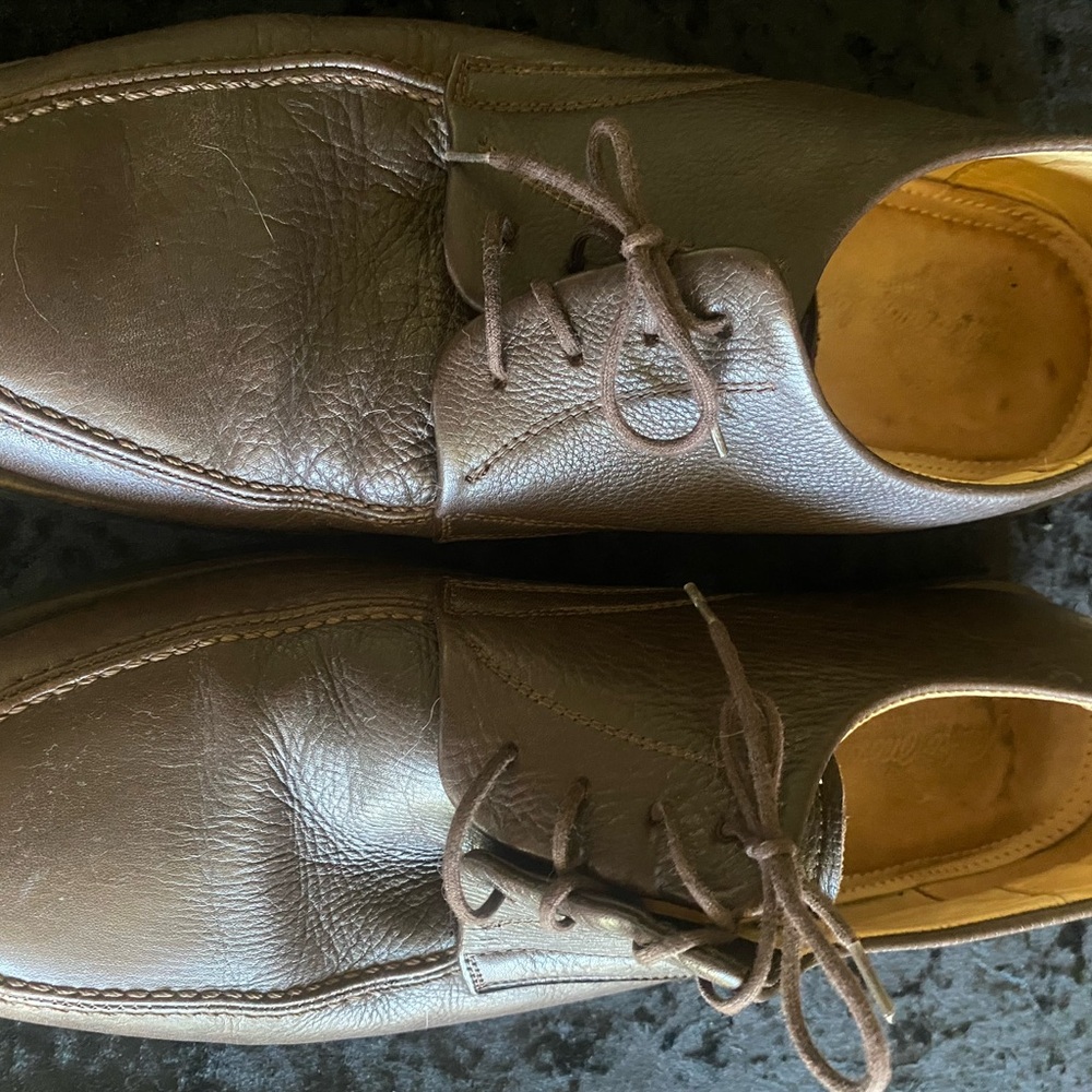 Vineyard men’s casual dress shoes size 12 D
